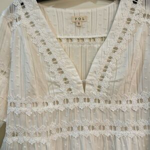 Beautiful eyelet top. Gorgeous detail.